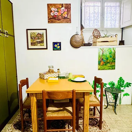 La Casetta Di San Giovanni 1924 Holiday home *